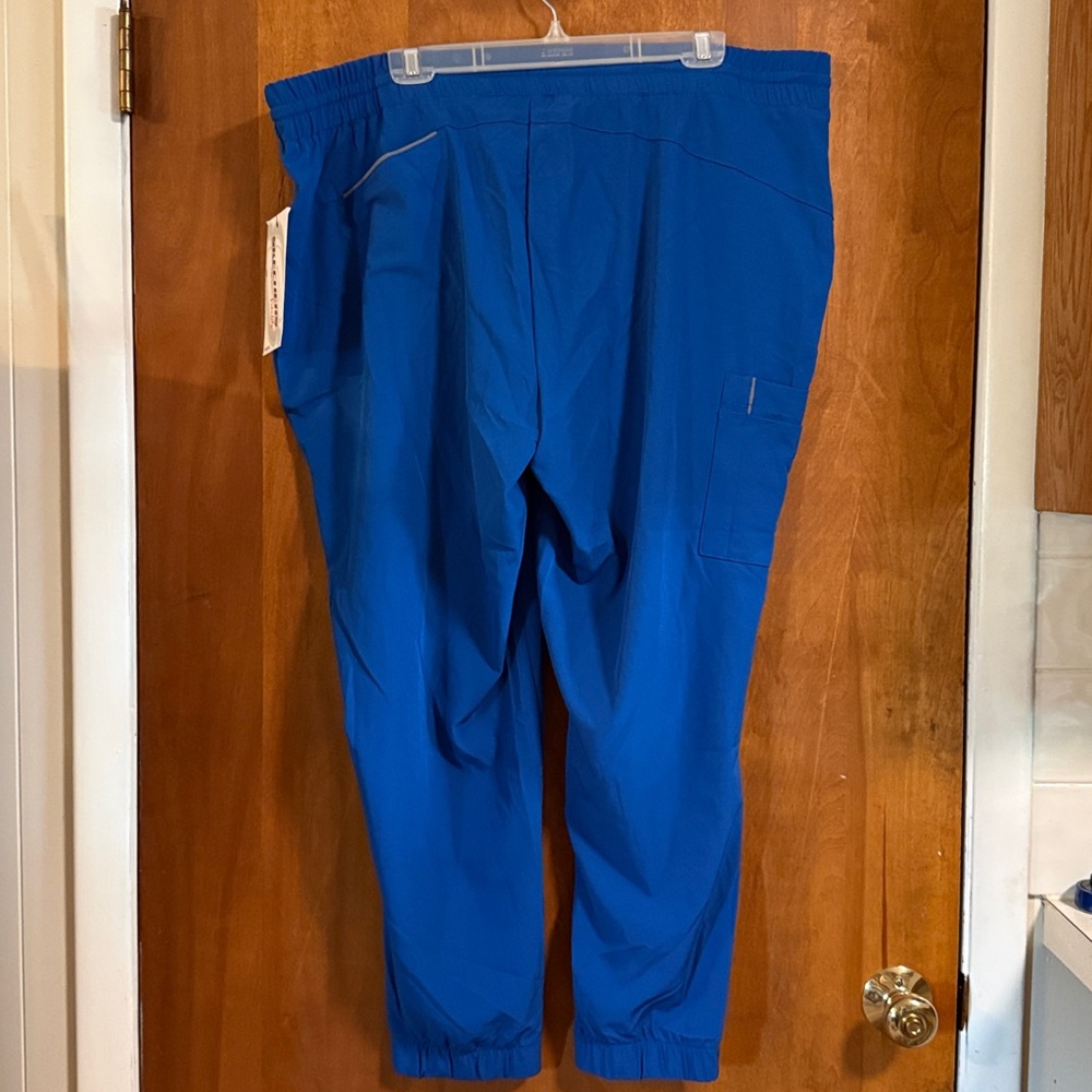 NWT Blue Skechers Scrub Pants - Picture 2 of 5